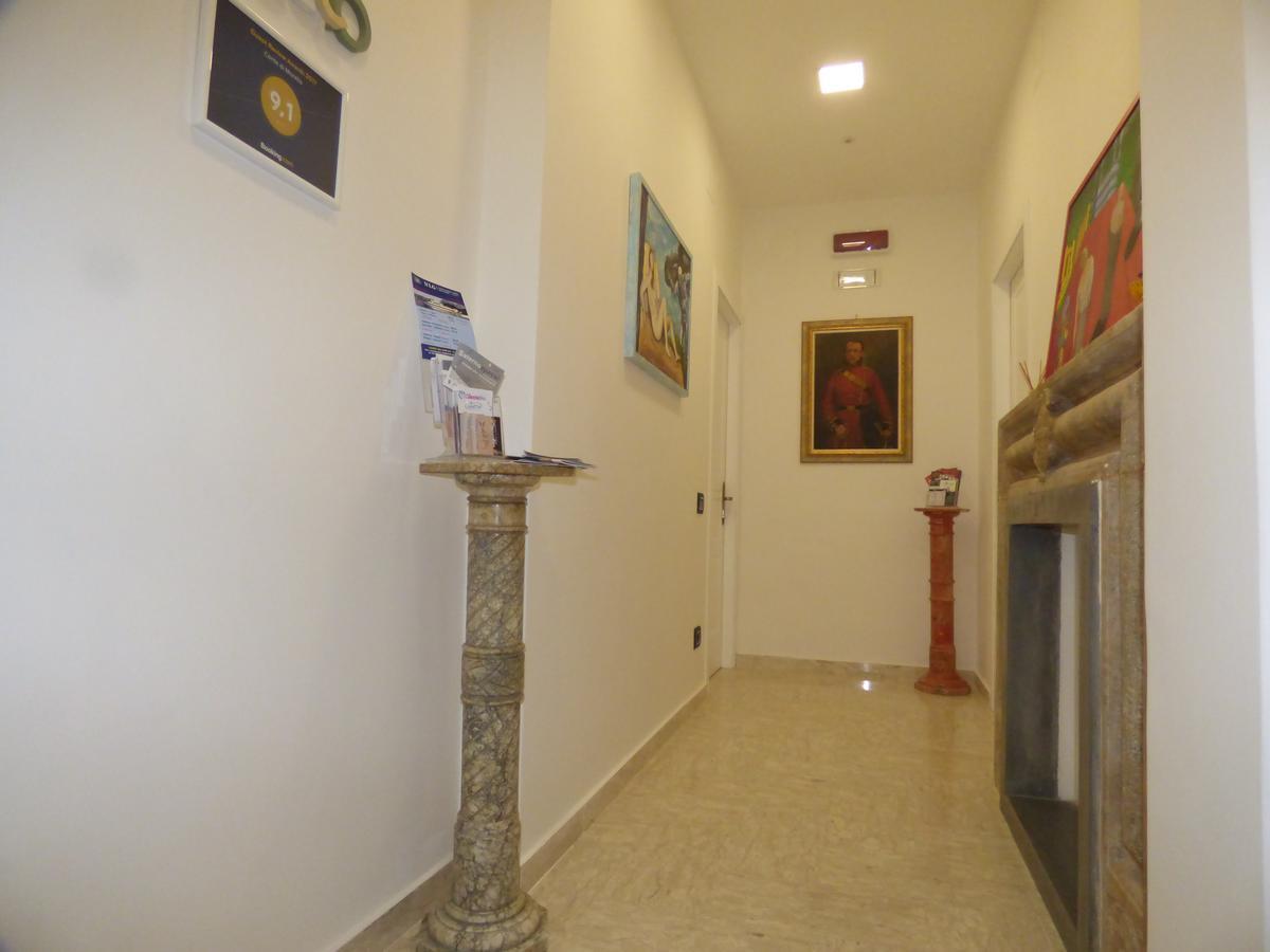 Conte Di Morelia Salerno Exterior photo
