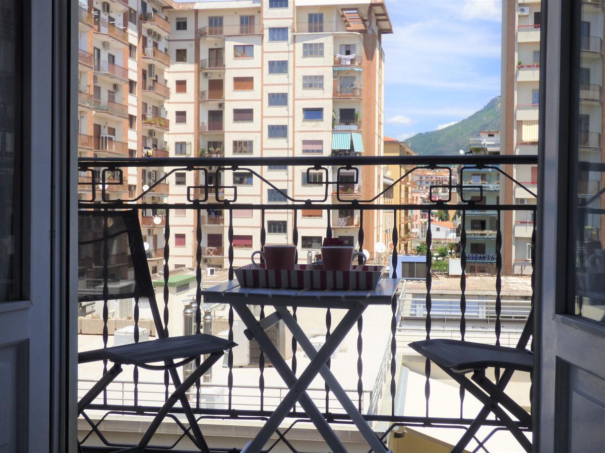 Conte Di Morelia Salerno Exterior photo